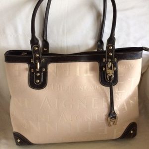 ETIENNE HANDBAG HANDBAG